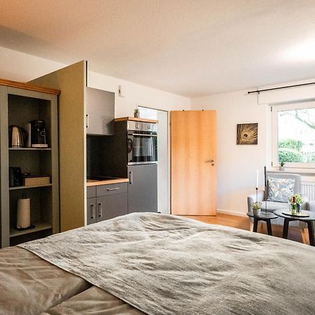 Apartment Ostersiek- Privater Eingang Mit Eigener Terrasse Bad Salzuflen Eksteriør bilde